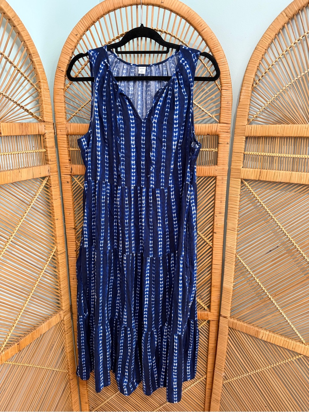 Old Navy Navy and White Batik Sleeveless Tiered Maxi Dress, M/L
